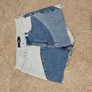 Hollister shorts, size 7